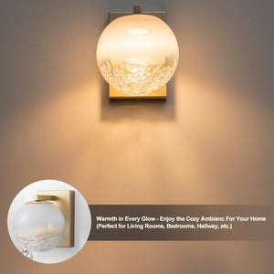 Applique murale DEL intégrée, sphérique, moderne, dorée, à 1 lumière, de 15 cm, avec abat-jour en verre blanc pour salle de bain et couloir