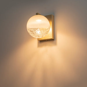Applique murale DEL intégrée, sphérique, moderne, dorée, à 1 lumière, de 15 cm, avec abat-jour en verre blanc pour salle de bain et couloir