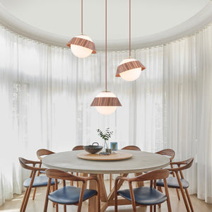 Suspension globe à 1 lumière en bois avec abat-jour en verre blanc de 27 cm pour îlot de cuisine et chambre à coucher