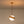 Suspension globe à 1 lumière en bois avec abat-jour en verre blanc de 27 cm pour îlot de cuisine et chambre à coucher